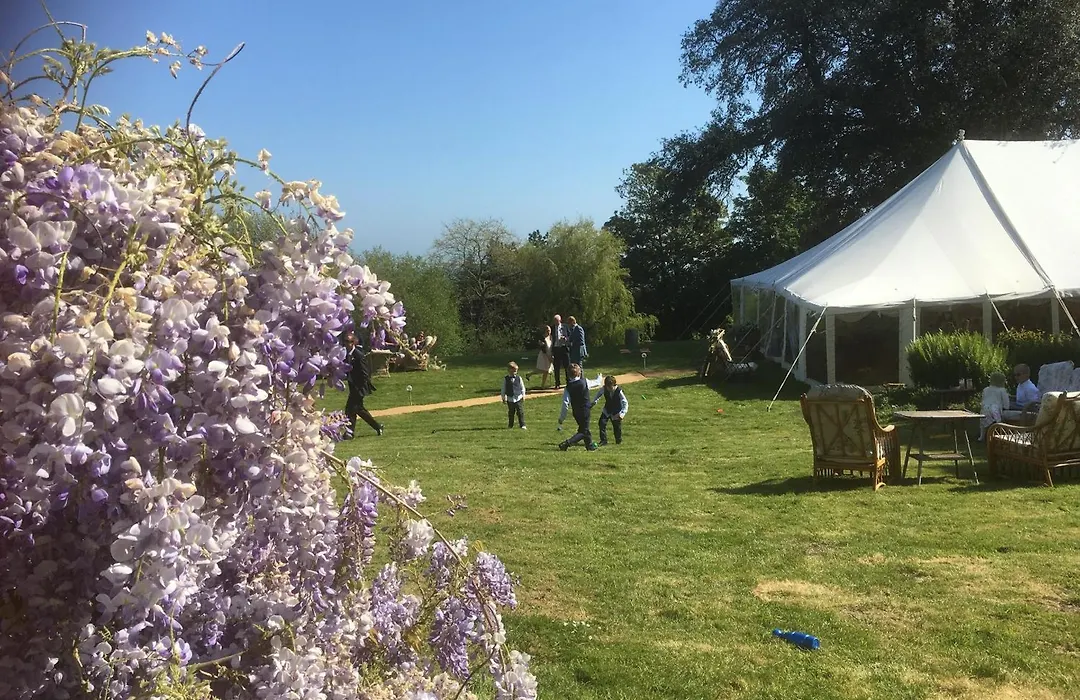 Lisle Combe-1